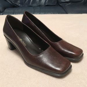 BNWOT BANDOLINO beautiful leather shoes Sz 7:5